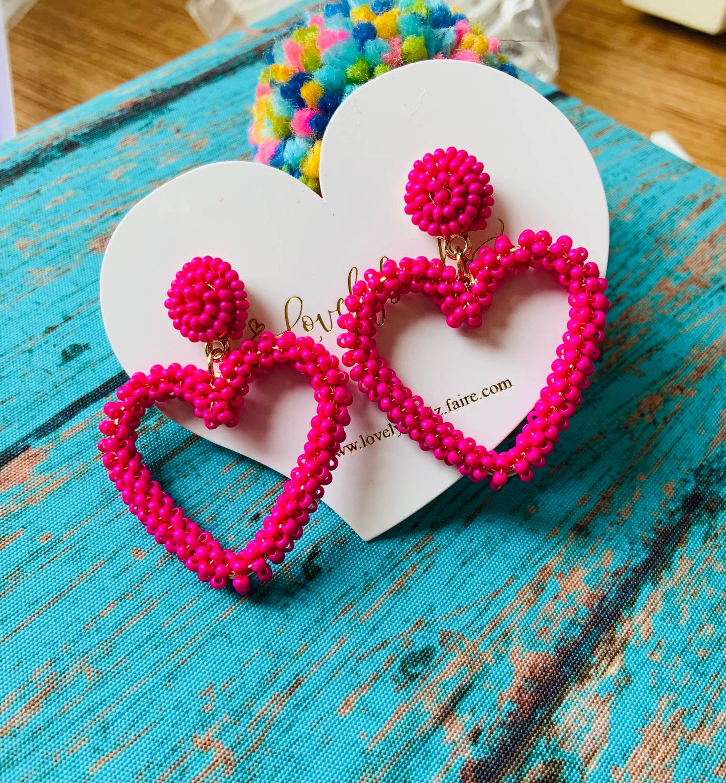 Lovelybeadz - Pink Beaded heart Earrings